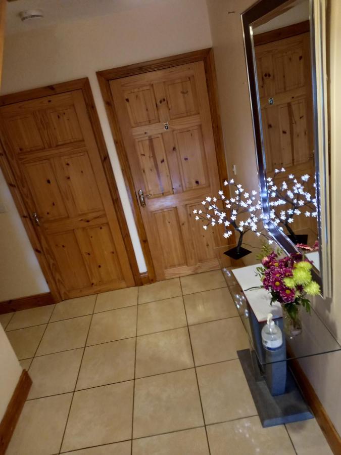 A New U Country Cottage Clynacartan Luaran gambar