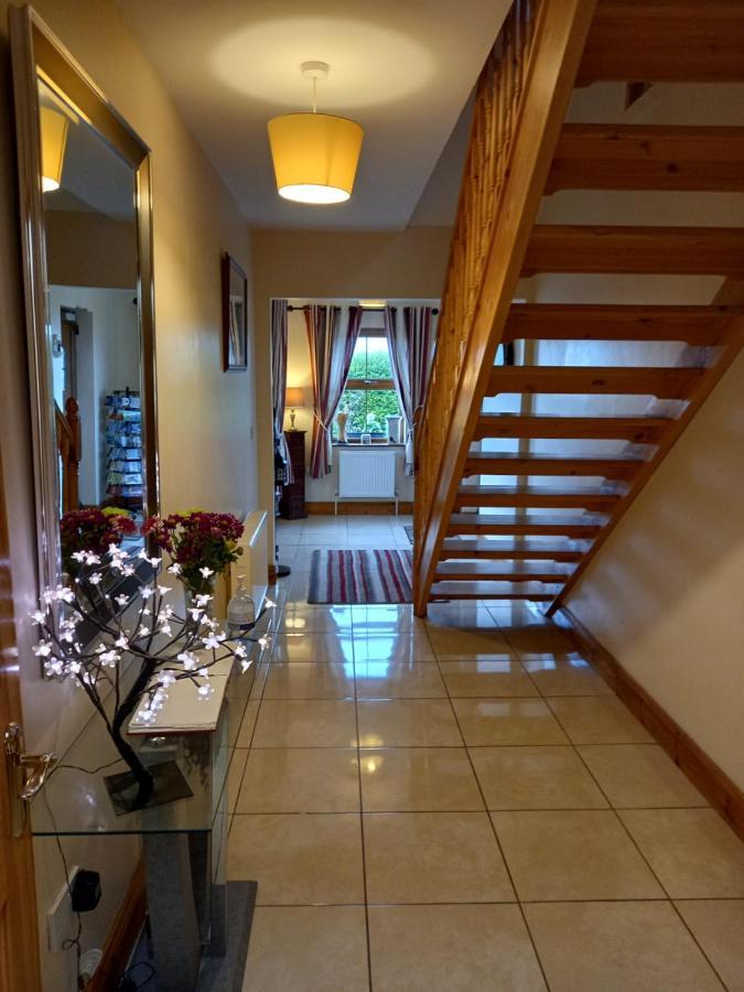 A New U Country Cottage Clynacartan Luaran gambar