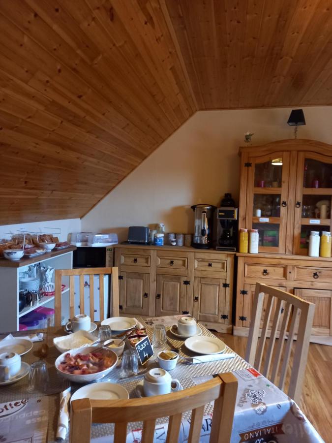 A New U Country Cottage Clynacartan Luaran gambar